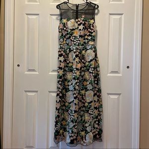 Monique Lhuillier Floral Embroidered Gown